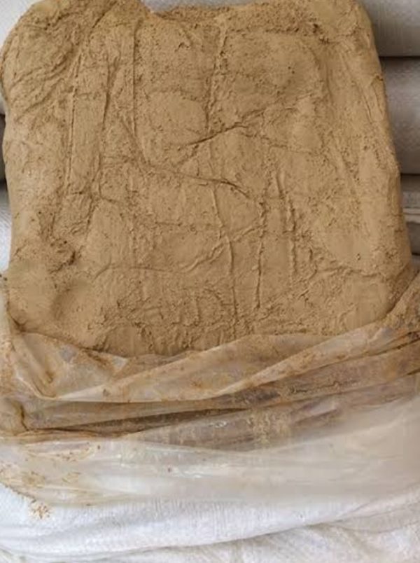 ŞAMOTLU ÇAMUR